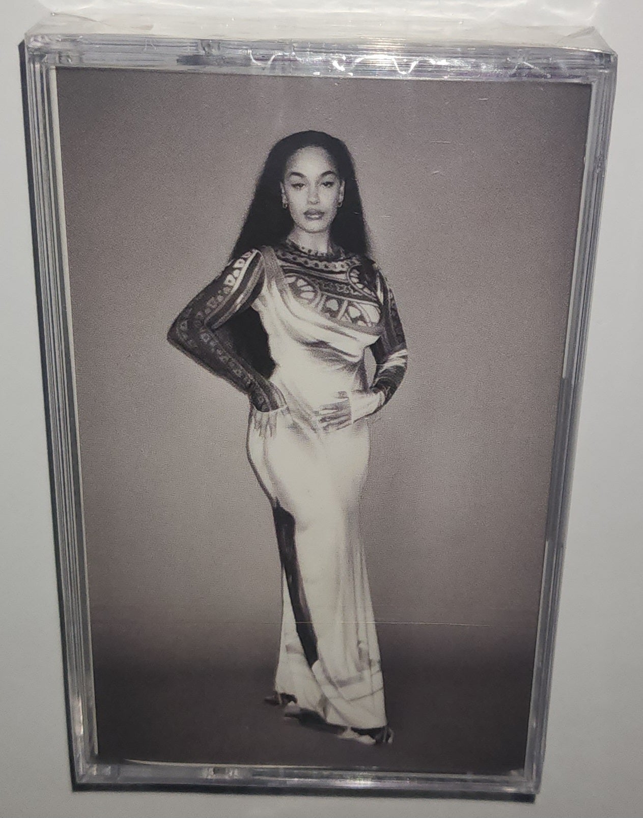 Jorja Smith – Falling Or Flying (2023) (Cassette Tape)