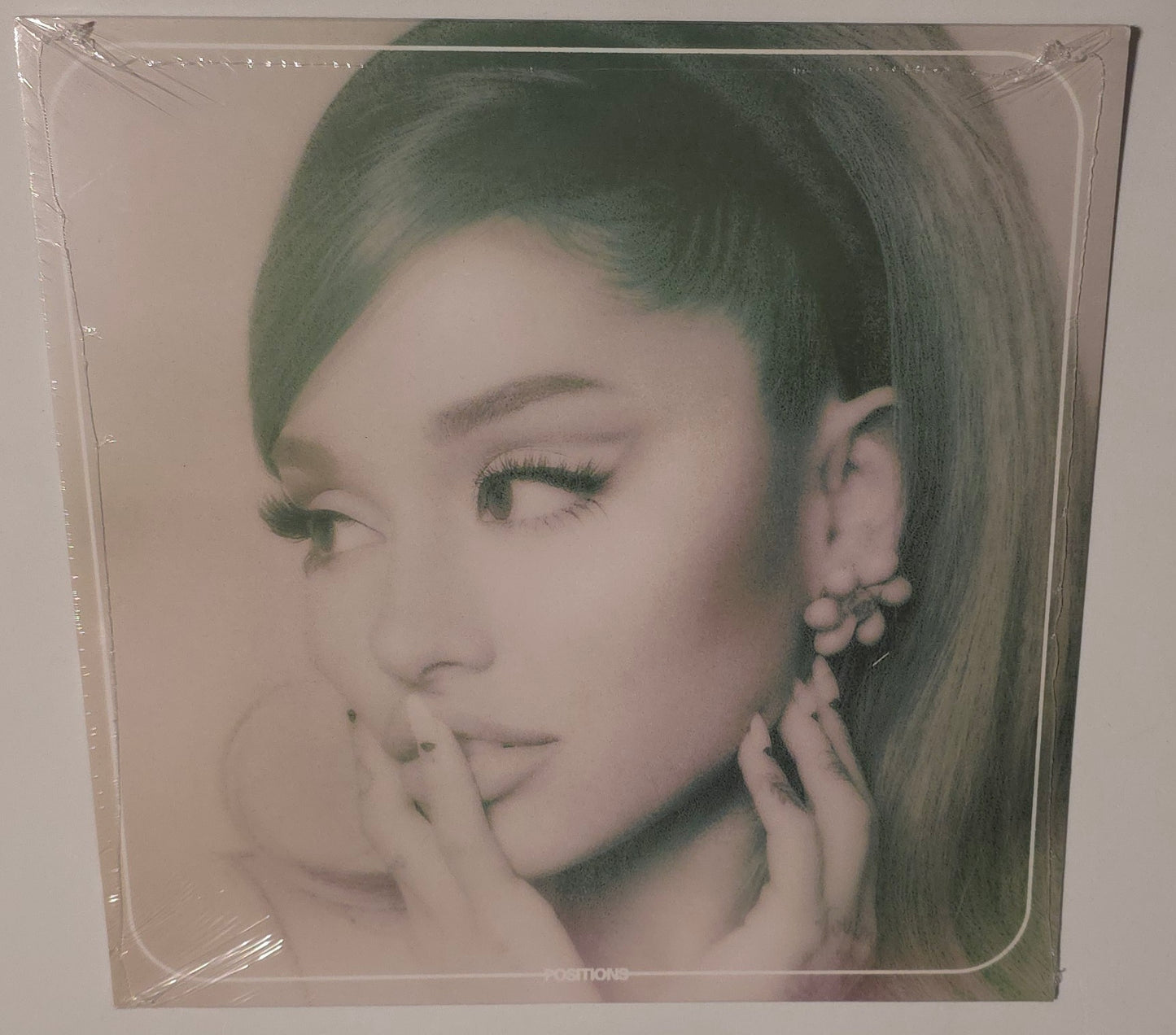 Ariana Grande – Positions (2021) (Limited Edition Glow In The Dark Colour Vinyl LP)