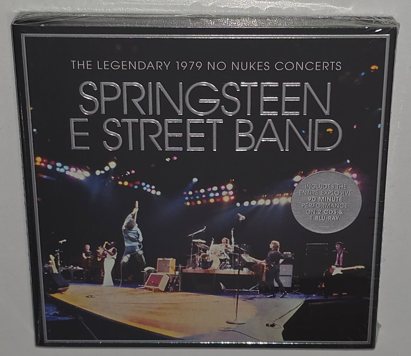 Bruce Springsteen & The E Street Band – The Legendary 1979 No Nukes Concerts (2021) (2CD + Bluray Set)