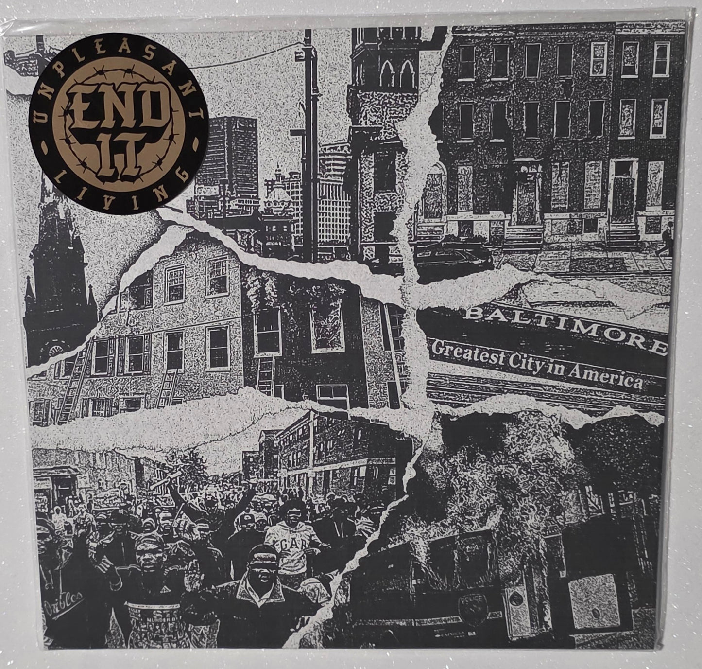 End It – Unpleasant Living (2025) (Limited Edition Orange Colour Vinyl LP)