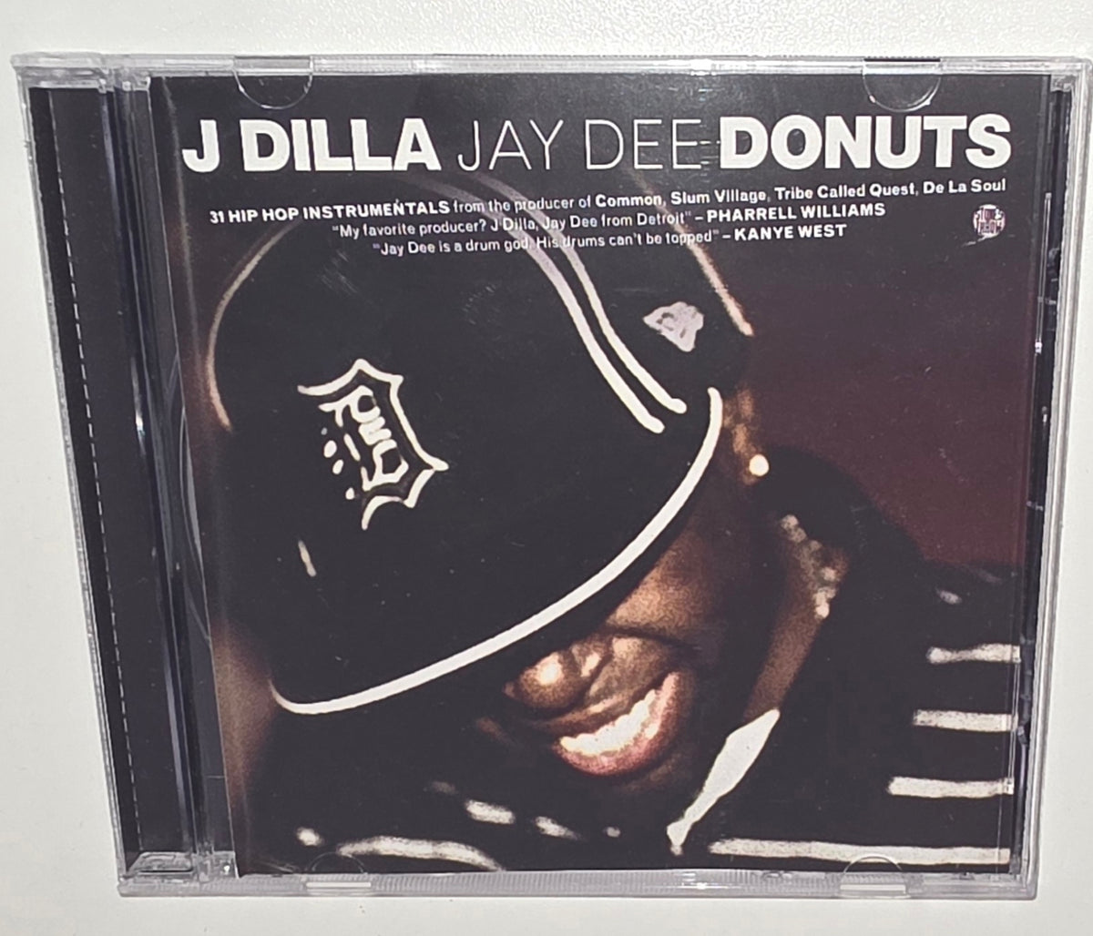 J Dilla – Donuts (2004 Reissue) (CD)