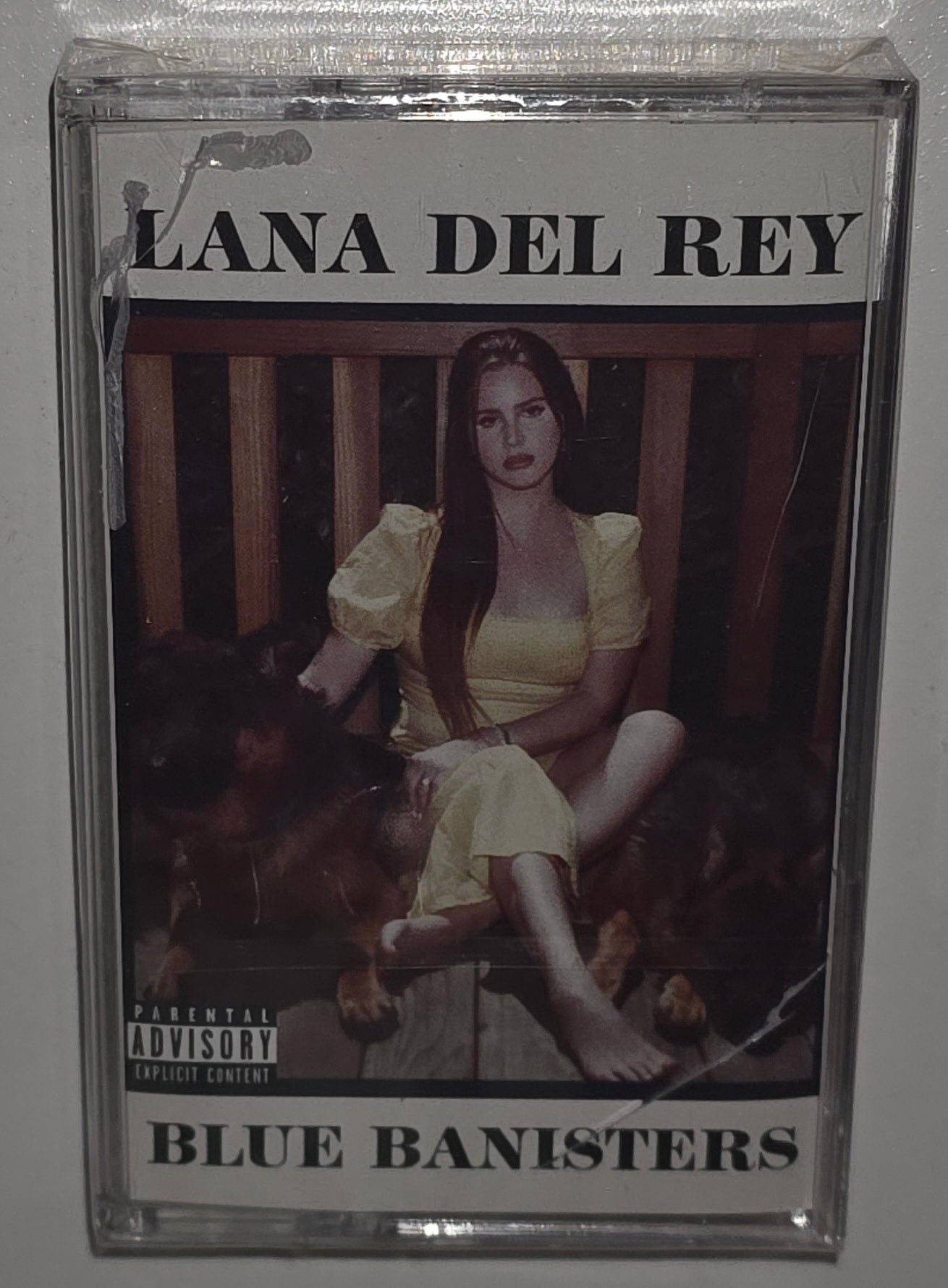 Lana Del Rey – Blue Banisters (2021) (Limited Edition Cassette Tape) ***DAMAGED CASE***