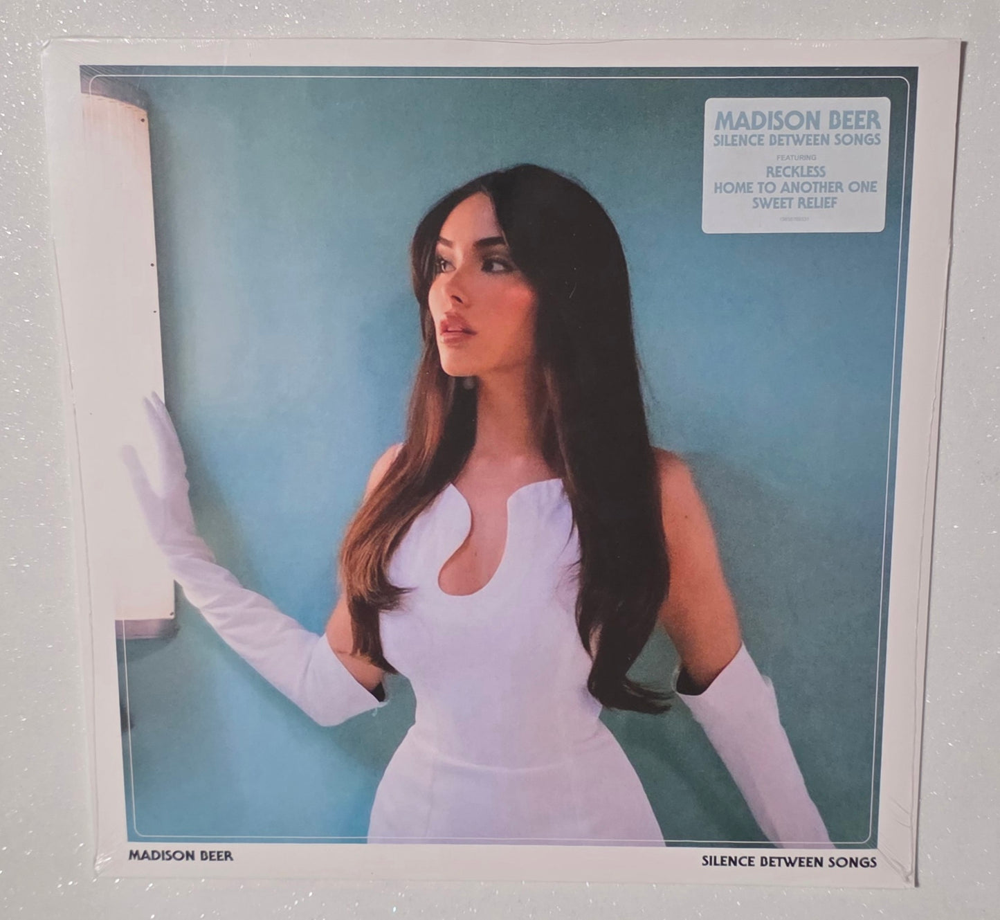 Madison Beer – Silence Between Songs (2023) (Vinyl LP)
