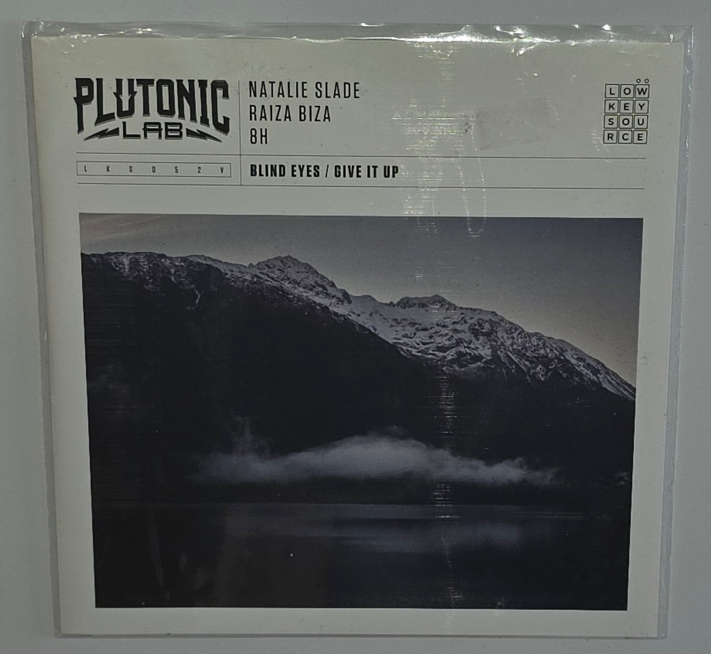 Plutonic Lab – Blind Eyes / Give It Up (2018 RSD) (Limited Edition 7" Vinyl Single)