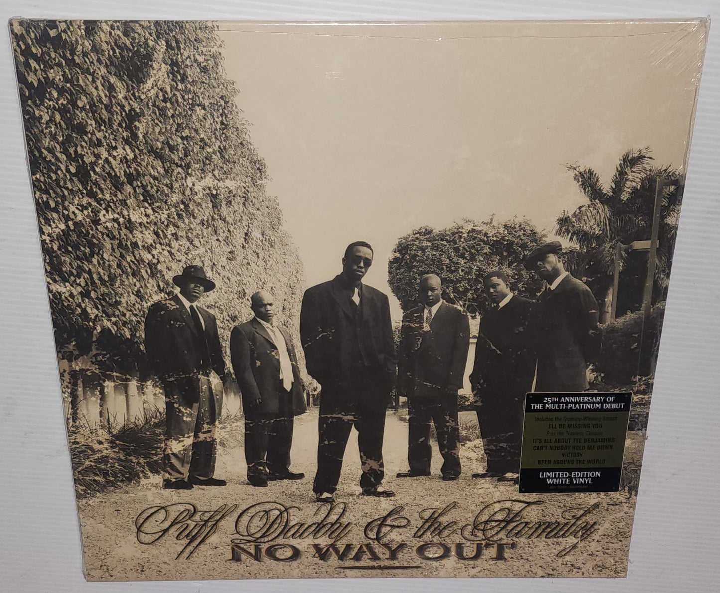 Puff Daddy & The Family – No Way Out (2022 Reissue) (Limited Edition White Colour Vinyl LP)
