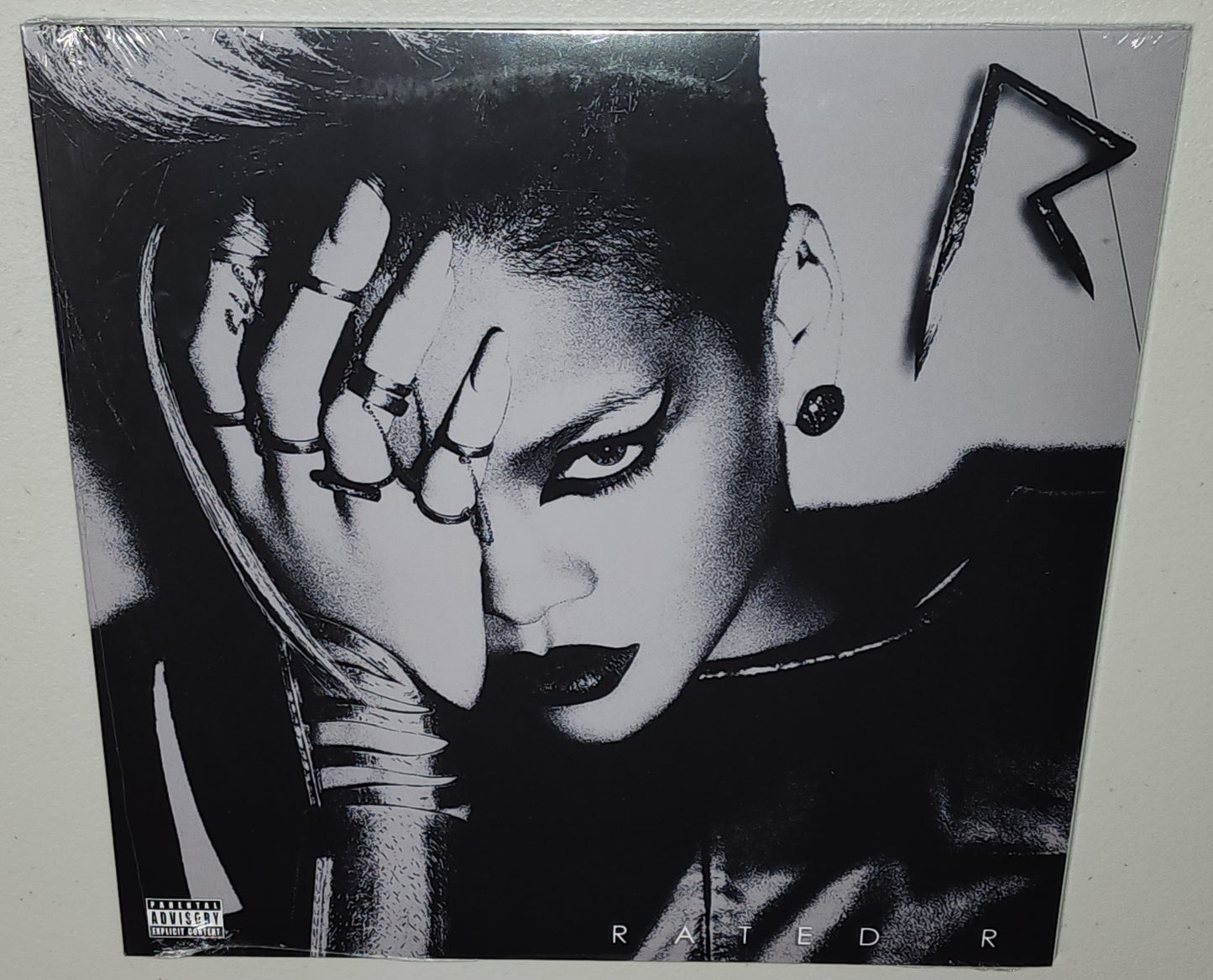 Rihanna – Rated R (2017 Reissue) (Vinyl LP)