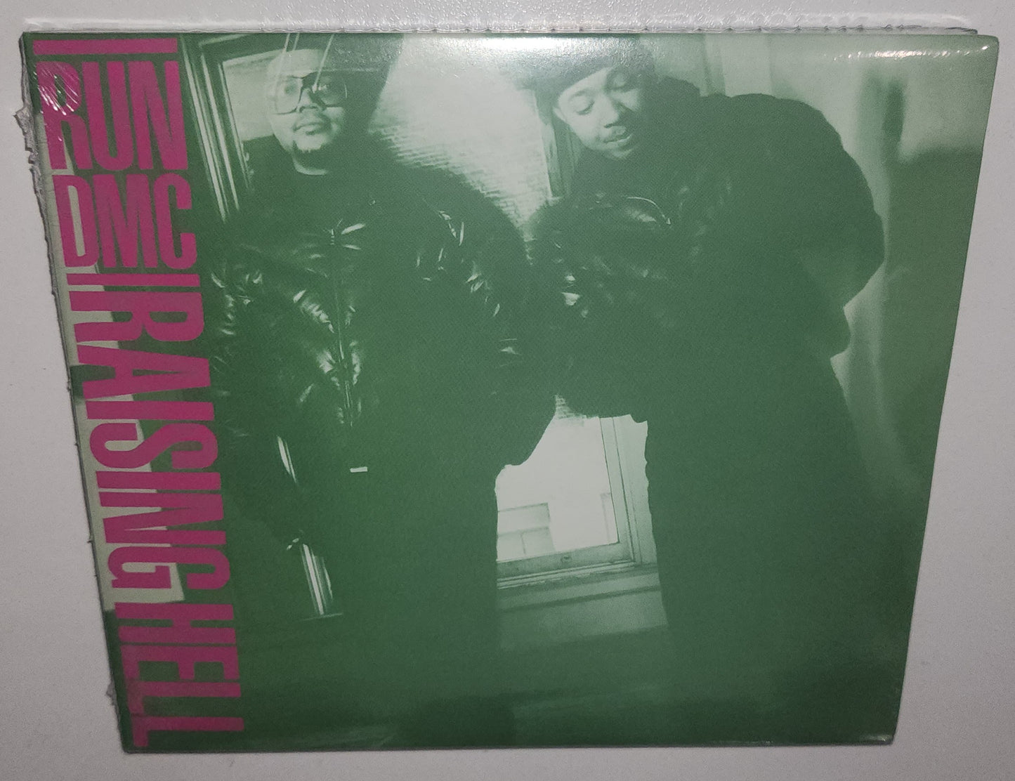 Run-DMC – Raising Hell (Remastered) (2004) (CD)