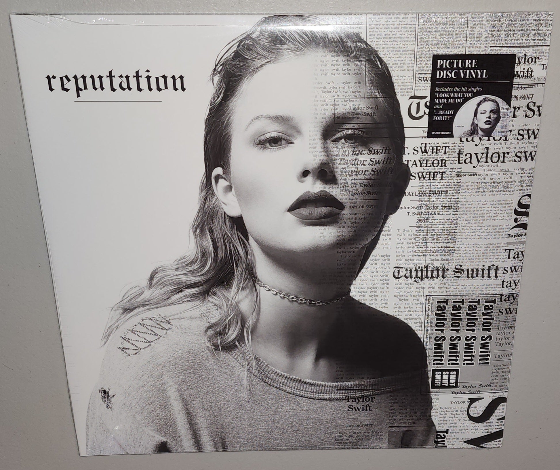 Taylor Swift Reputation 2017 Limited Edition Picture Disc Vinyl L taylor-swift-reputation-2017-limited-edition-picture-disc-vinyl-l