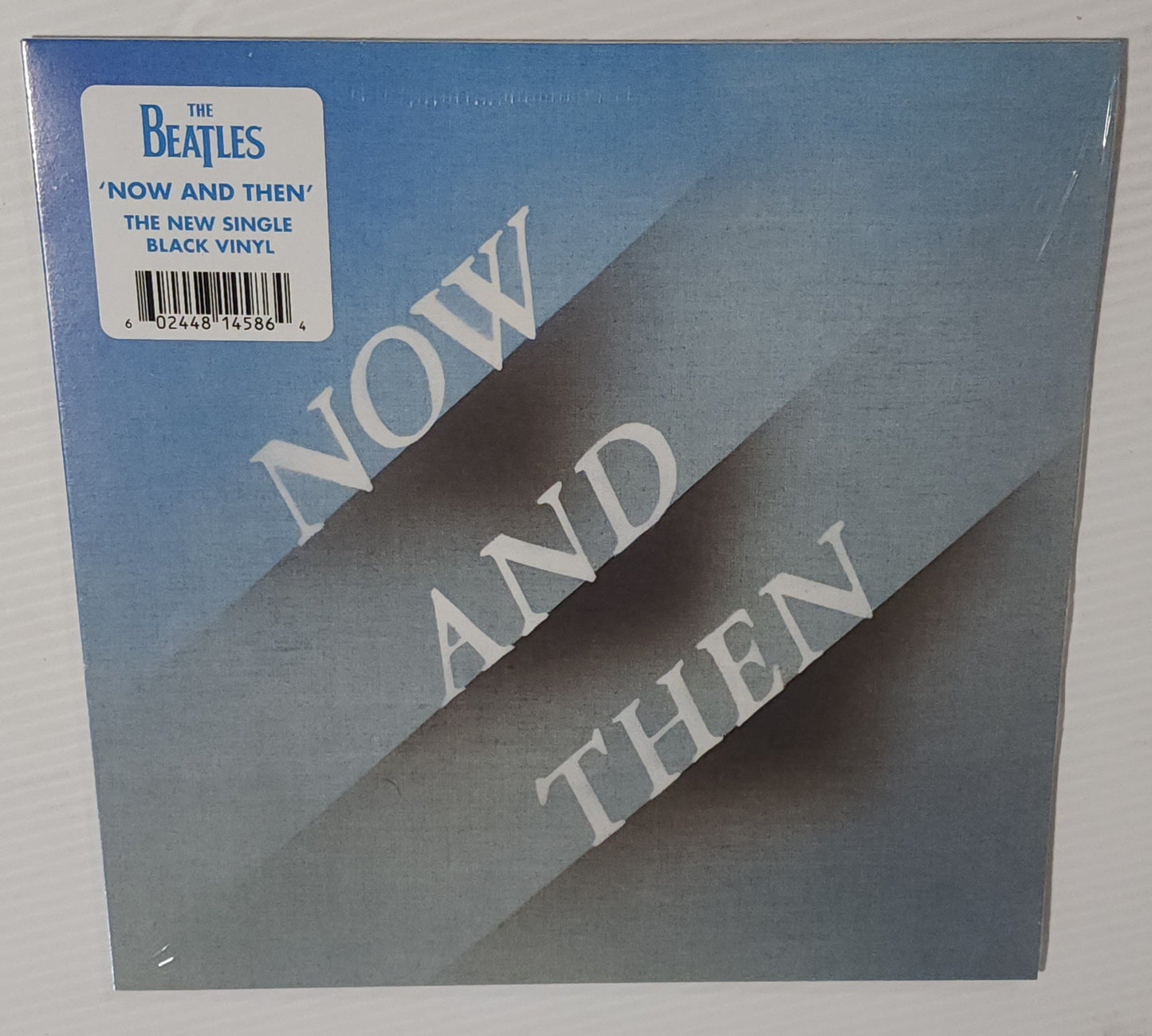 The Beatles – Now And Then / Love Me Do (2023) (Limited Edition 7" Vinyl Single)