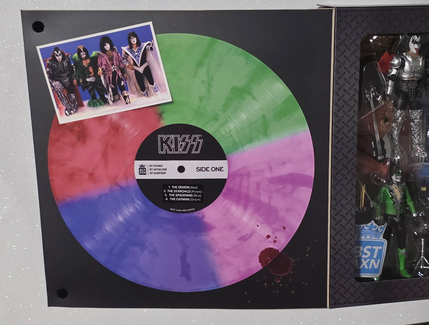 Kiss – The Band Vegas Outfits 4-Pack BST AXN 5″ Action Figure Set [SDCC Exclusive]