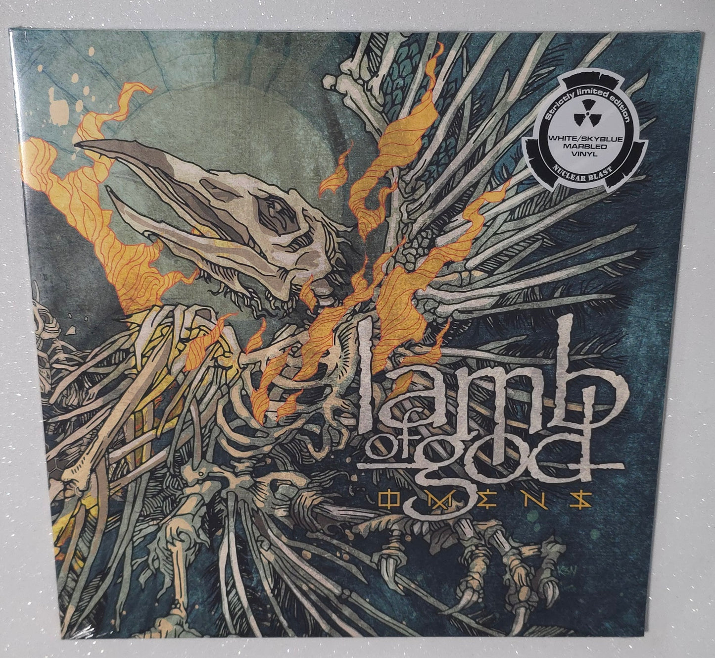Lamb Of God – Omens (2022) (Limited Edition White & Skyblue Marbled Colour Vinyl LP)