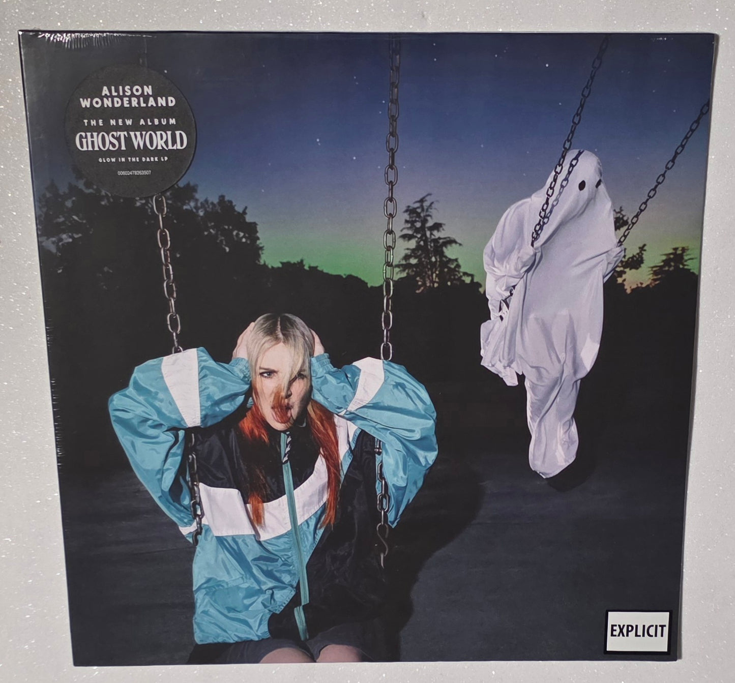 Alison Wonderland – Ghost World (2025) (Limited Edition Glow In The Dawk Colour Vinyl LP)