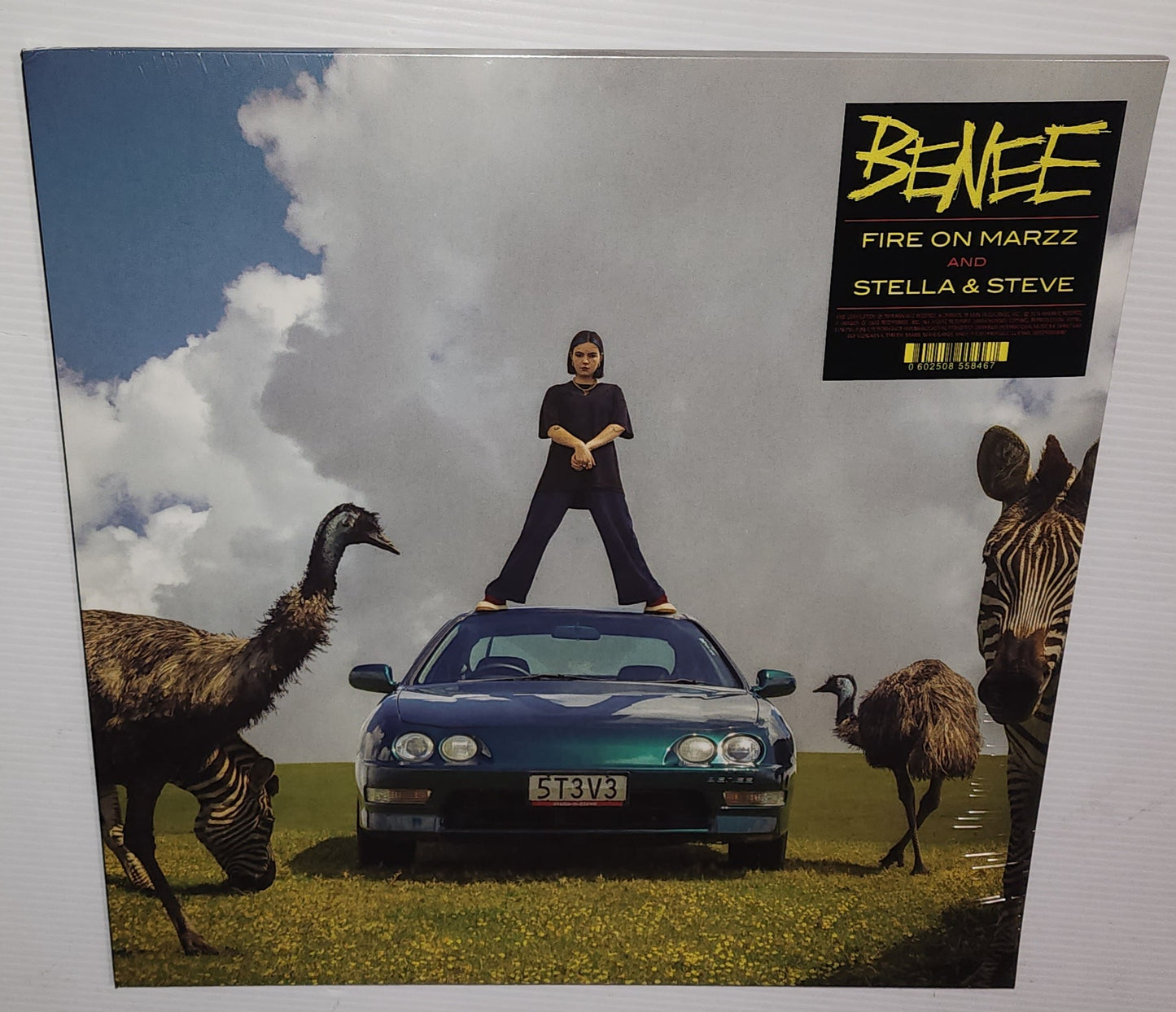 Benee - Fire On Marz / Stella & Steve (2020) (Translucent Green Vinyl LP)