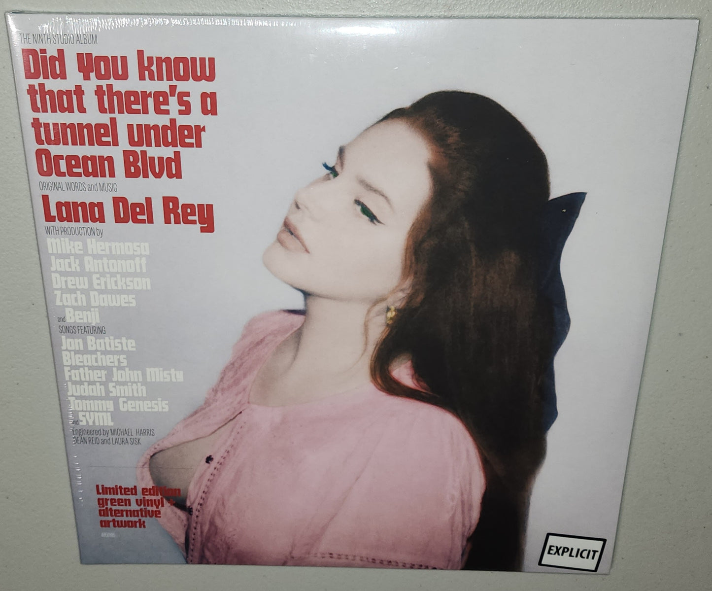 Lana Del Rey – Did You Know That There's A Tunnel Under Ocean Blvd (2023) (Limited Edition Alternate Artwork Green Colour Vinyl LP)