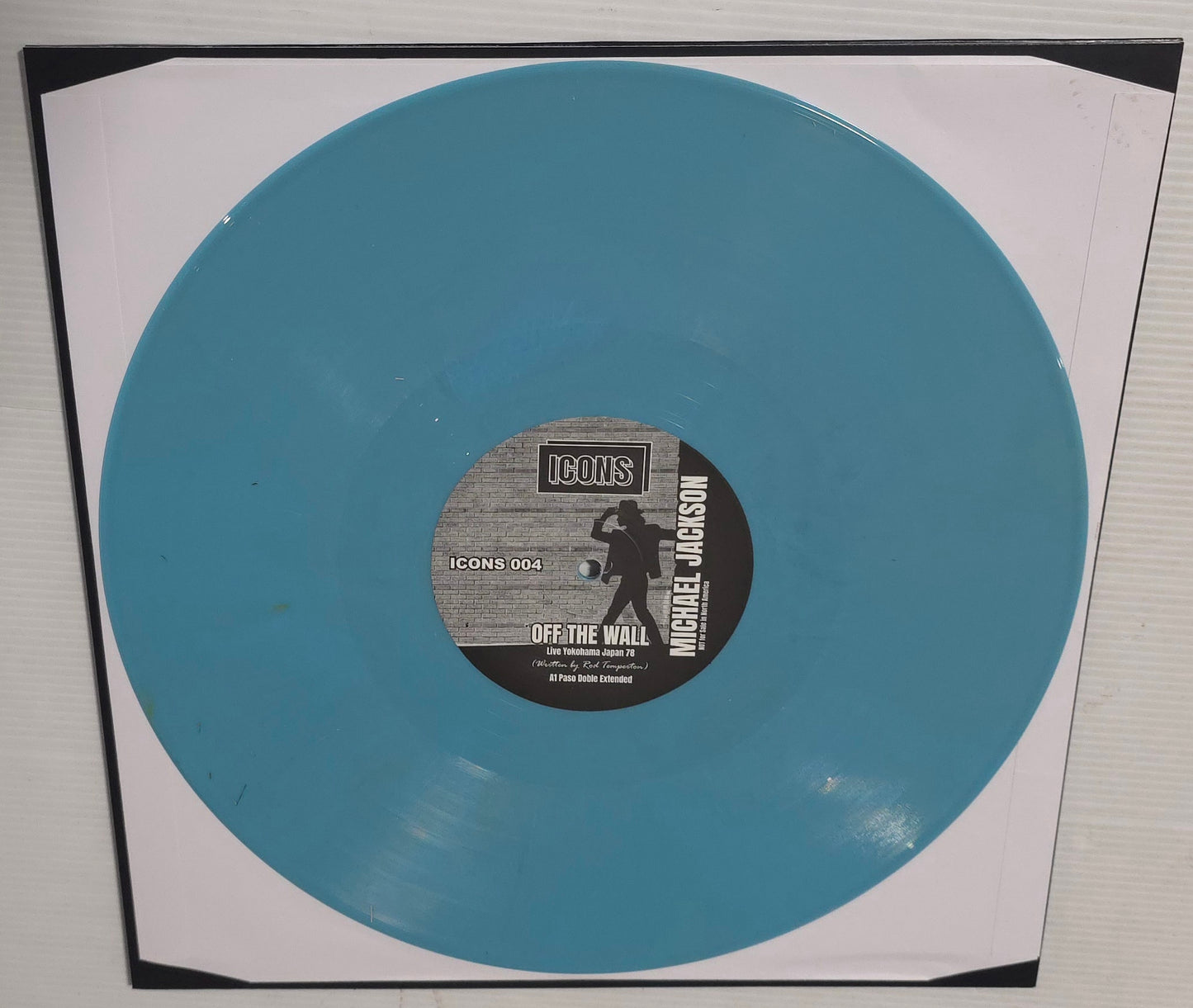 Michael Jackson – Off The Wall (Live Yokohama Japan 78 Remixes) (2024) (Limited Edition Teal Colour Vinyl EP)