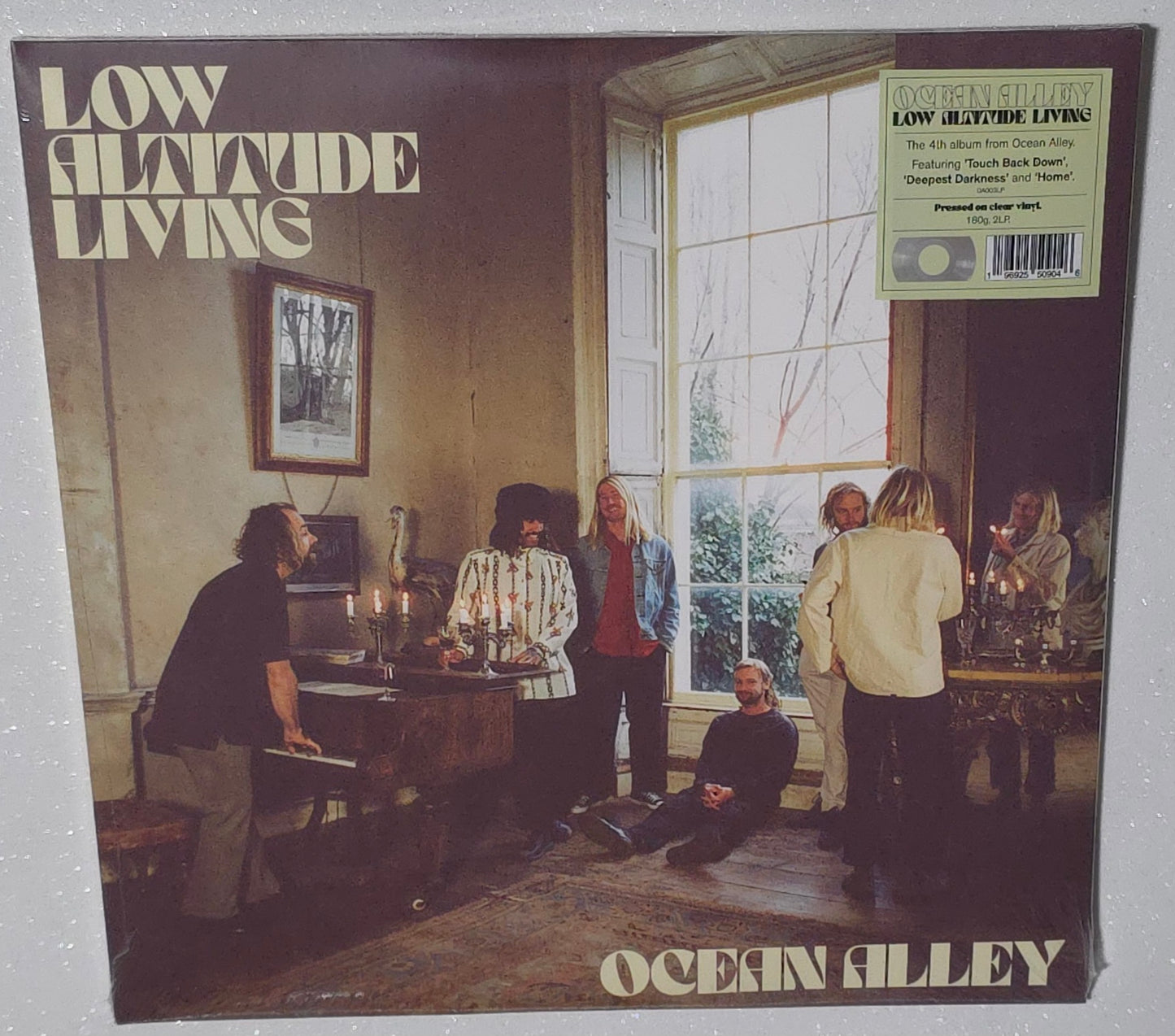 Ocean Alley – Low Altitude Living (2022) (Limited Edition Clear Colour Vinyl LP)