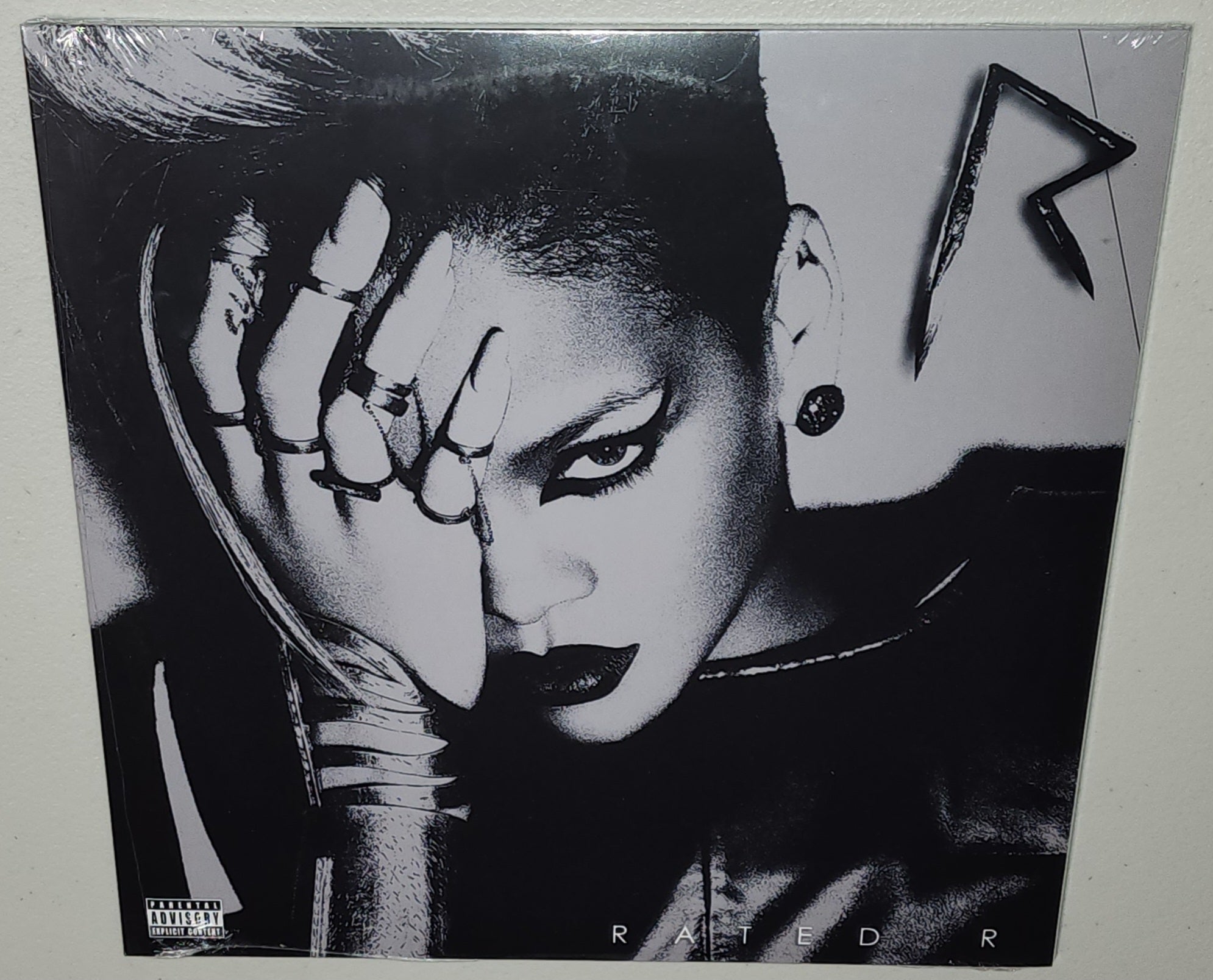 Rihanna – Rated R (2017 Reissue) (Vinyl LP) – Urban World Australia