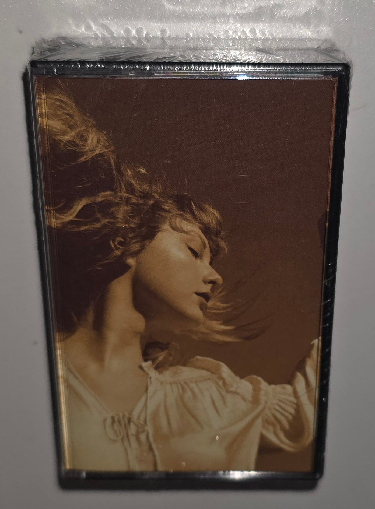 Taylor Swift – Fearless (Taylor's Version) (2021) (Limited Edition Cassette Tape)
